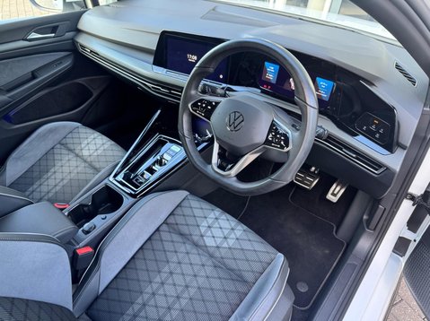 Volkswagen Golf R-LINE ETSI DSG 13