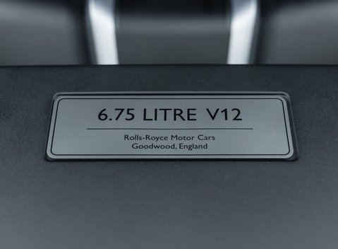 Rolls-Royce Cullinan Black Badge 47