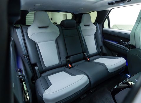 Land Rover Range Rover Sport P635 SV EDITION ONE 18