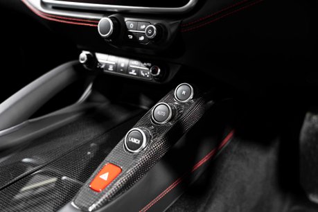 Ferrari GTC4 Lusso V12. WARRANTY. CARBON FIBRE INTERIOR. PANORAMIC ROOF. PASSENGER DISPLAY. 34