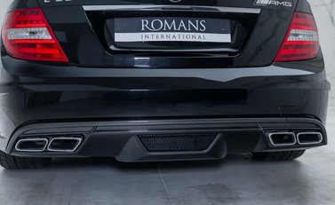 Mercedes-Benz C63 AMG BLACK SERIES 36