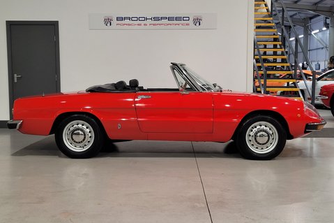 Alfa Romeo Spider 1750 VELOCE 7