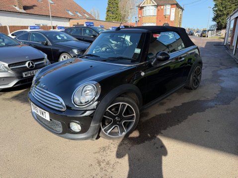 Mini Convertible 2.0 Cooper D Auto Euro 5 2dr 1