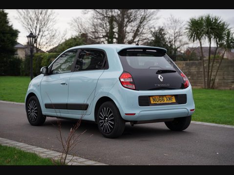 Renault Twingo 1.0 SCe Play Euro 6 5dr 7