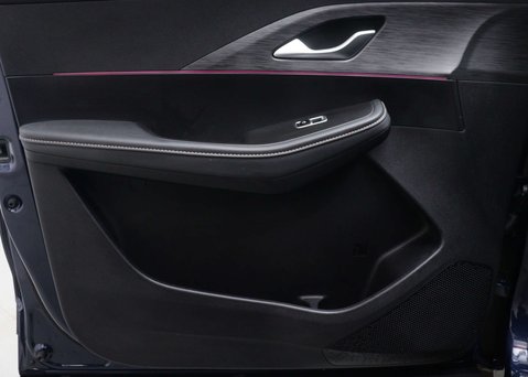 OMODA 5 1.6 5 Noble Auto 5dr 46