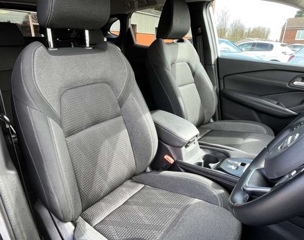 Nissan Qashqai 1.3 Qashqai N-Connecta DiG-T MHEV 5dr 60