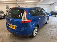 Renault Grand Scenic 1.6 VVT Dynamique TomTom Euro 5 5dr 3