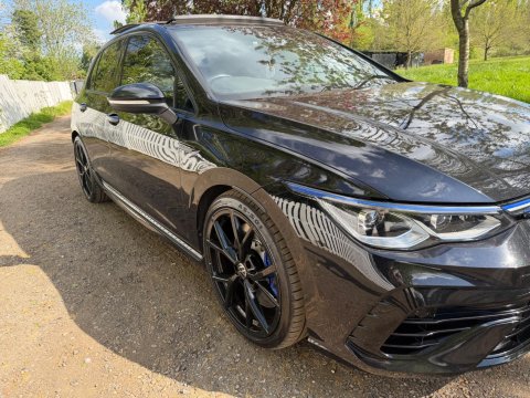 Volkswagen Golf R 20 YEARS TSI 4MOTION DSG 29