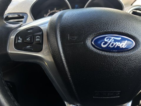 Ford Fiesta 1.25 Zetec Euro 5 3dr 35
