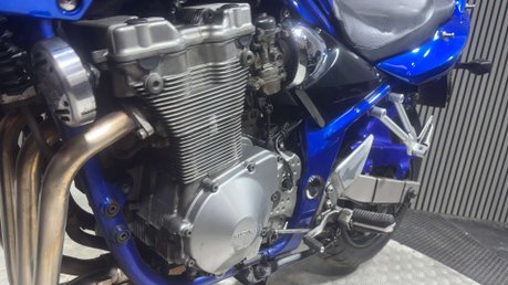 Suzuki Bandit 600 GSF S 2002 32K LONG MOT SERVICED 600CC A2 RESTRICTABLE FAIRED 16