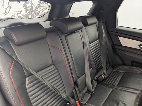 Land Rover Discovery Sport R-DYNAMIC S PLUS MHEV 17