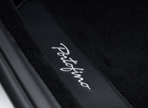 Ferrari Portofino 32