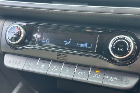 Hyundai KONA 1.0 T-GDi MHEV Premium SUV 5dr Petrol Hybrid Manual Euro 6 (s/s) (120 ps) 35