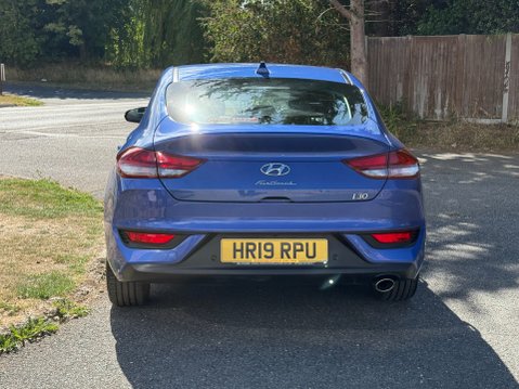 Hyundai i30 T-GDI FASTBACK SE NAV 5