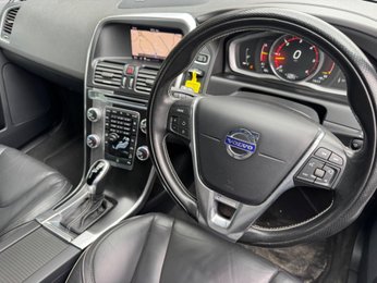 Volvo XC60 2.4 D5 R-Design Lux Nav Auto AWD Euro 6 (s/s) 5dr