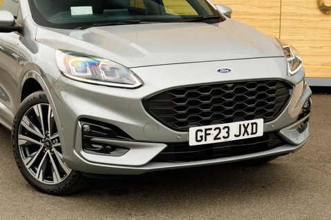 Ford Kuga ST-LINE X 12