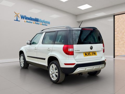 Skoda Yeti 2.0 TDI Elegance Outdoor DSG 4WD Euro 5 5dr 8