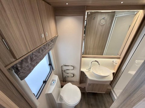 Coachman Acadia 575  25