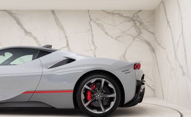 Ferrari SF90 Stradale 6