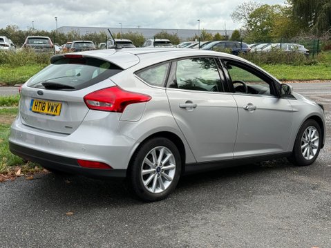 Ford Focus TITANIUM WITH NAV 4