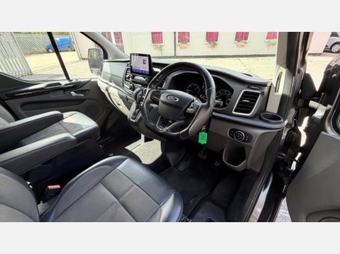 Ford Transit Custom 320 LIMITED DCIV ECOBLUE 27