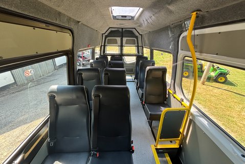 Mercedes-Benz Sprinter 519 4x4 14 Str Minibus with Air Con - Ex MOD 15