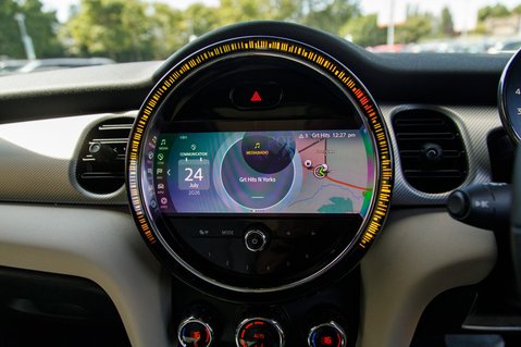 Mini Hatch COOPER EXCLUSIVE 27