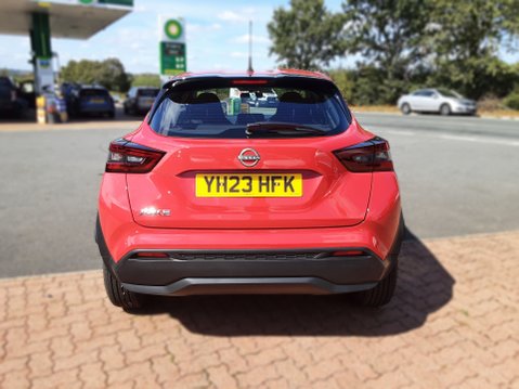 Nissan Juke DIG-T VISIA 8