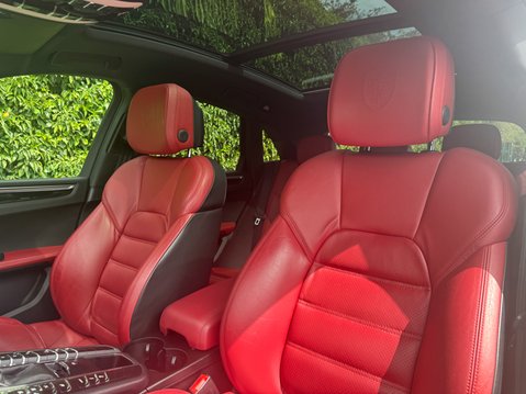 Porsche Macan 3.0 V6 S SUV 5dr Petrol PDK 4WD Euro 6 (s/s) (340 ps) 9