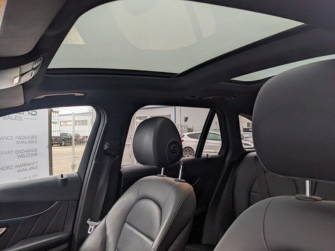 Mercedes-Benz GLC GLC 250 4MATIC AMG LINE PREMIUM 23