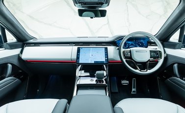 Land Rover Range Rover Sport P400 Autobiography 18