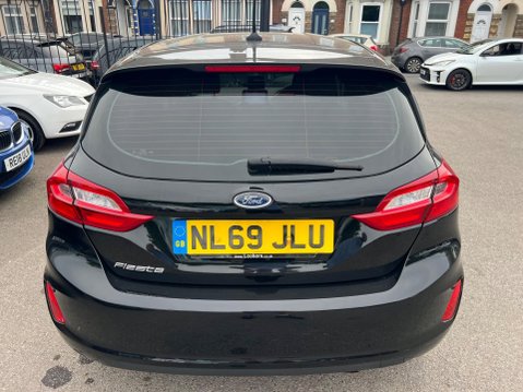 Ford Fiesta 1.0T EcoBoost Zetec Euro 6 (s/s) 5dr 5