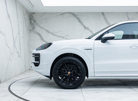 Porsche Cayenne V6 E-HYBRID Coupe 30