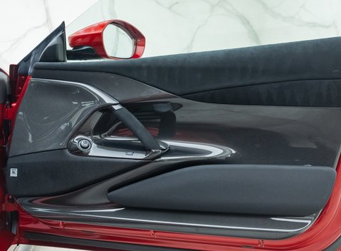 Ferrari 812 Competizione 26