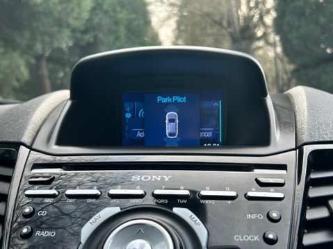 Ford Fiesta TITANIUM 29