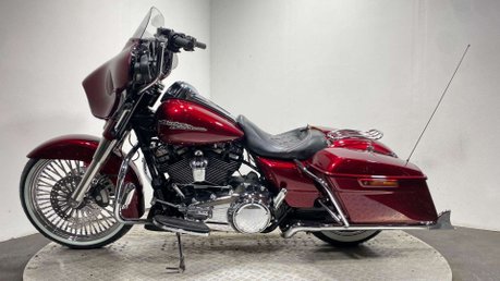 Harley-Davidson Touring 1745 FLHXS Street Glide Special Euro 4 2