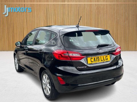 Ford Fiesta 1.1 Ti-VCT Zetec Hatchback 5dr Petrol Manual Euro 6 (s/s) (85 ps) 28