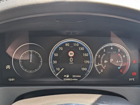 Jaguar XF PORTFOLIO 32