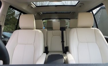 Land Rover Discovery SDV6 HSE 5