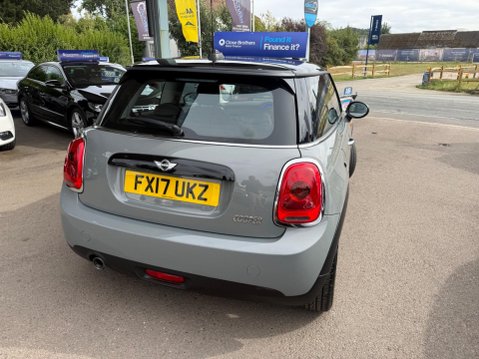 Mini Hatch 1.5 Cooper Euro 6 (s/s) 3dr 12