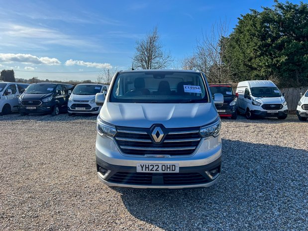 Renault Trafic LWB L2H1 Sport L130 Air Con Alloys Nav Sensors EURO 6 NO VAT 3