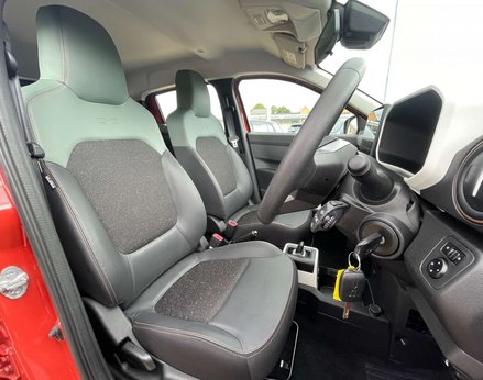 Dacia Spring Spring Extreme EV 5dr (26.8KWH) 65 BHP model 53