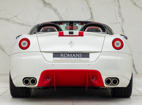 Ferrari 599 SA Aperta 11