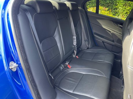 Jaguar XE 2.0i R-Sport Saloon 4dr Petrol Auto Euro 6 (s/s) (200 ps) 18