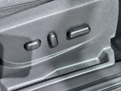 Ford Kuga 1.5T EcoBoost ST-Line X Euro 6 (s/s) 5dr 12