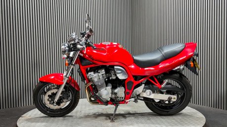 Suzuki Bandit 600 GSF 1996 MK1 RUNNING PROJECT BIKE ONLY 26K NAKED A2 4