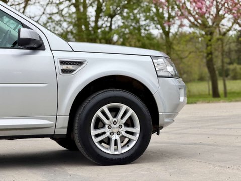 Land Rover Freelander 2.2 Freelander XS TD4 4WD 5dr 25