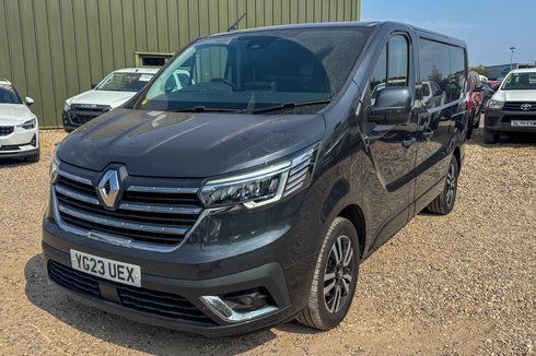 Renault Trafic SWB L1H1 Low Roof Sport SL28 Air Con Alloys Sensors Cam EURO 6