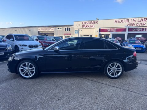 Audi A4 S4 QUATTRO 5