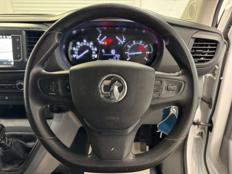Vauxhall Vivaro 1.5 Vivaro 2900 Sportive S/S 12